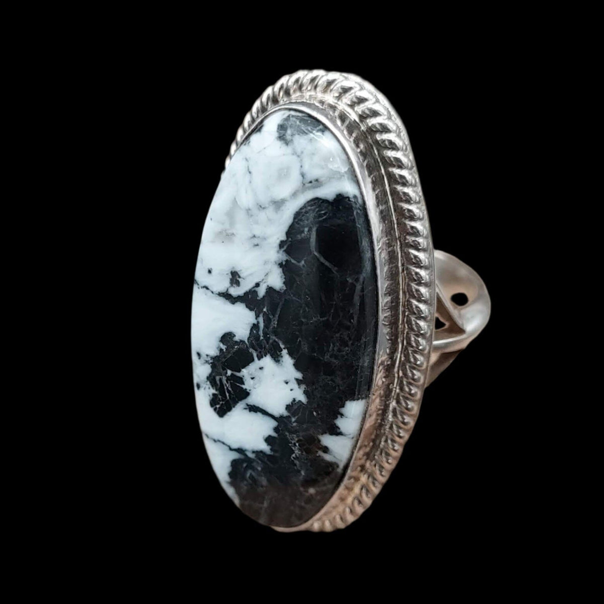 One Stone White Buffalo Ring – Size 9–9.5 - RITG15