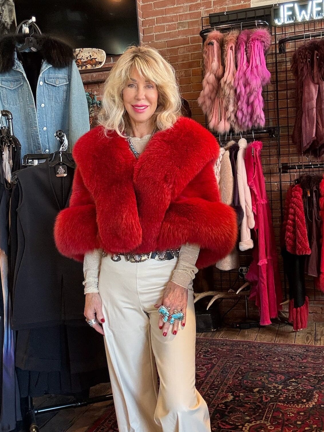 Red Mink/Fox Cape - 956-RD