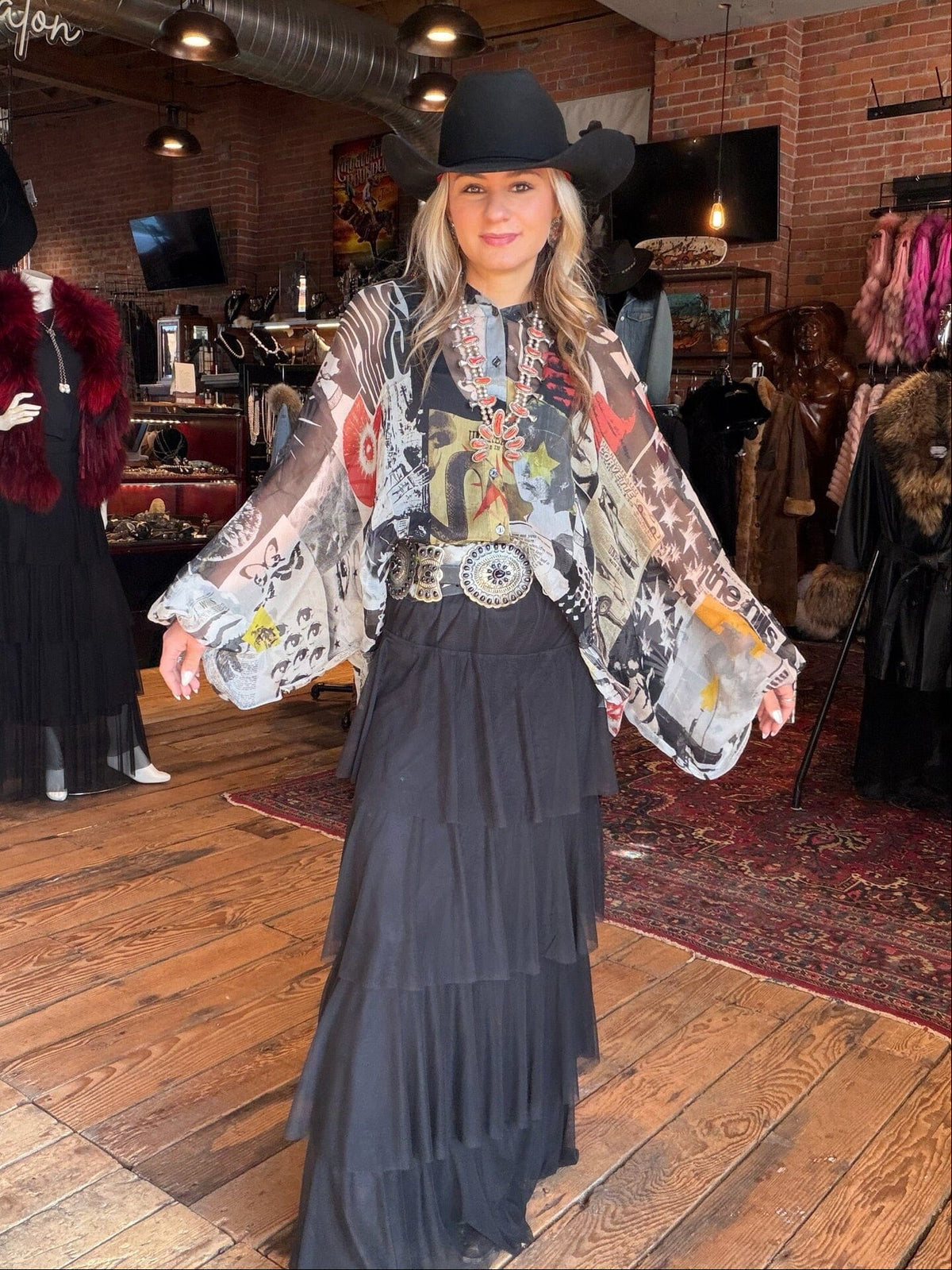 Rock Gaia Blouse - UB333R