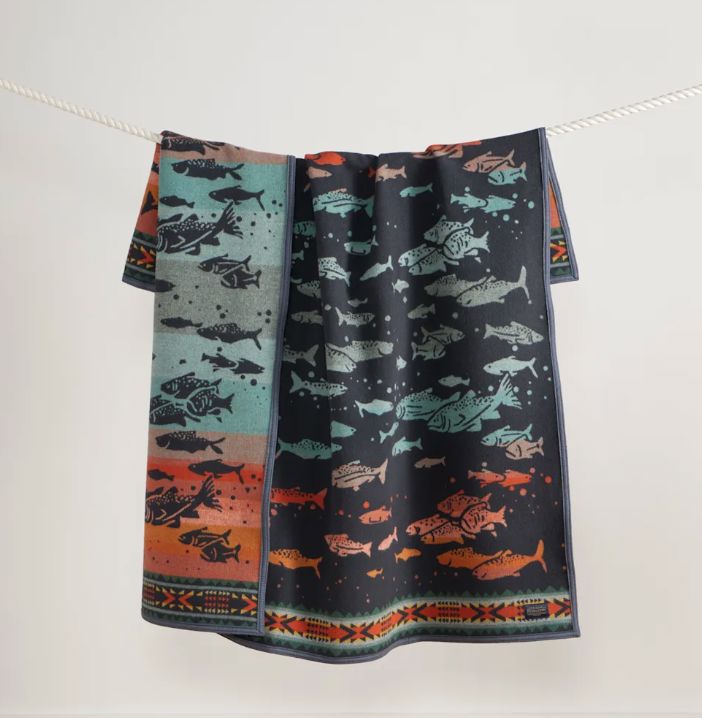 Salmon Run Jacquard Throw - Pendleton - ZF617