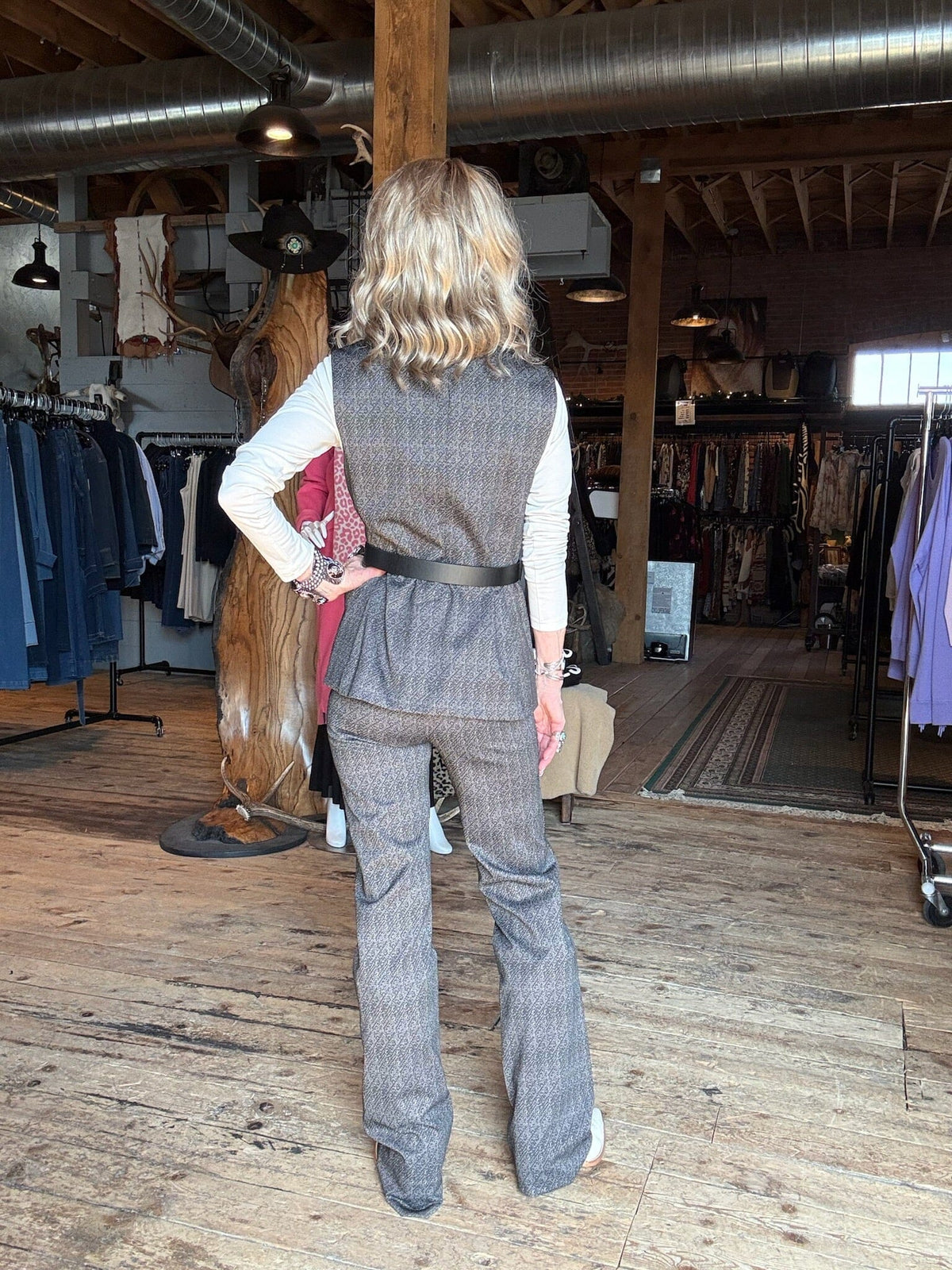 Salt & Pepper Sleeveless Blazer - LY3935