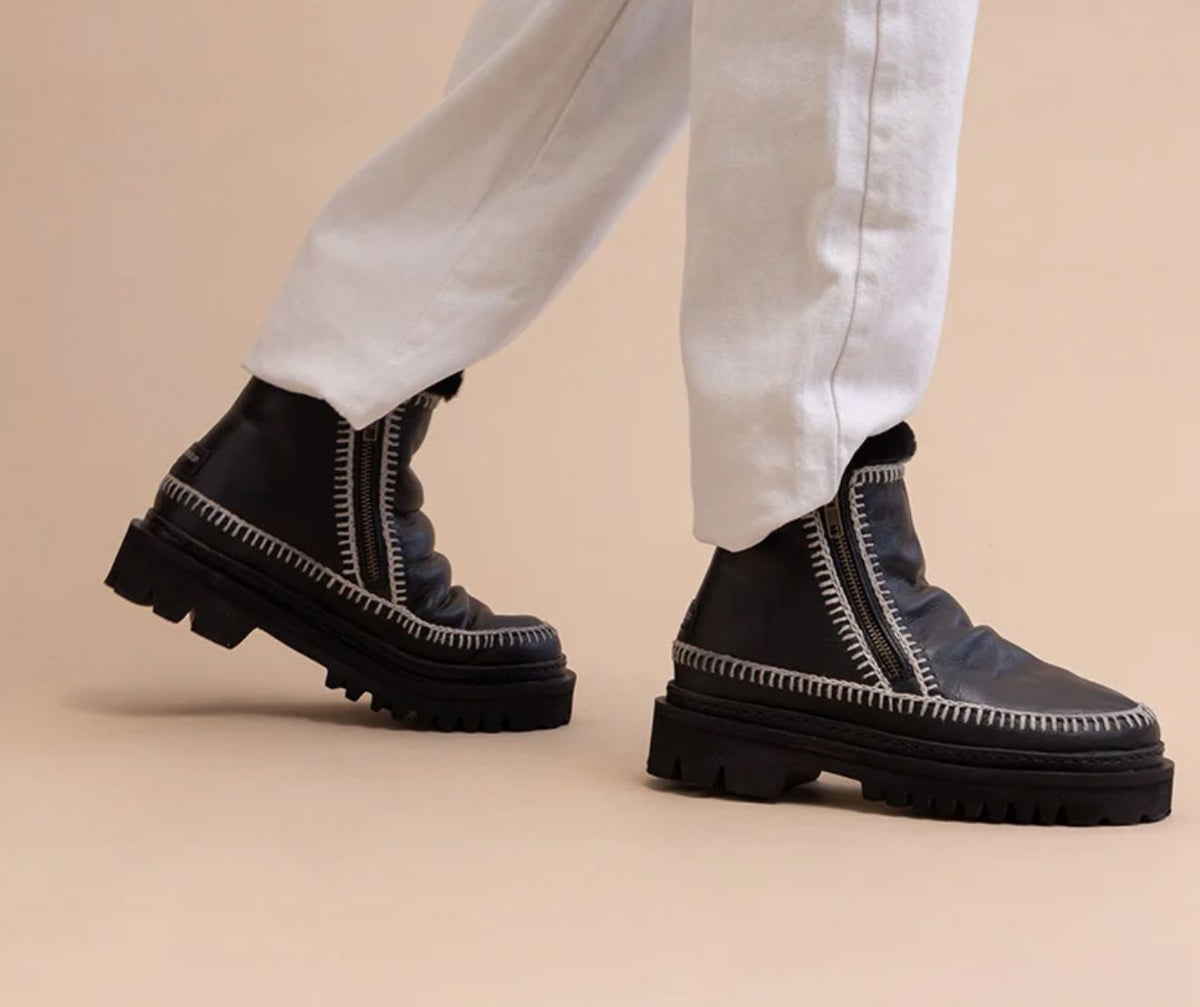 Setsu 3.0 Black Leather/Crochet Trim Ankle Boot - SETCBG