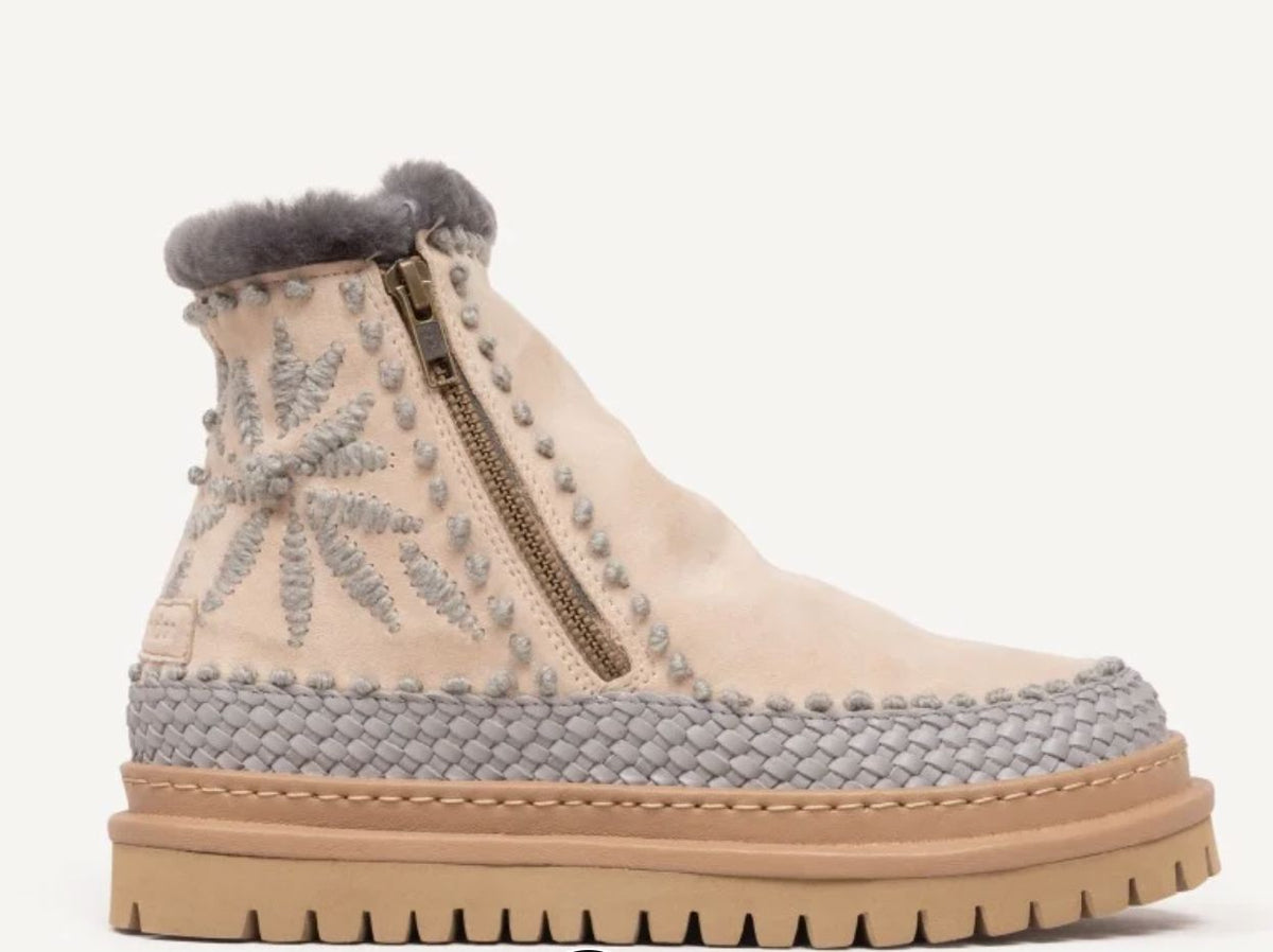 Setsu 4.0 Sand Suede/Floral Grey Ankle Boot