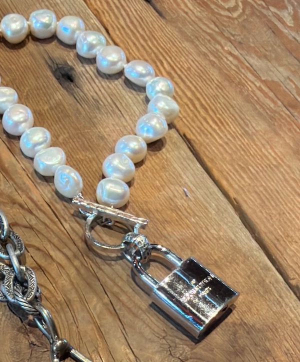Silver LV Padlock/Pearl Necklace - NV2-22LVS