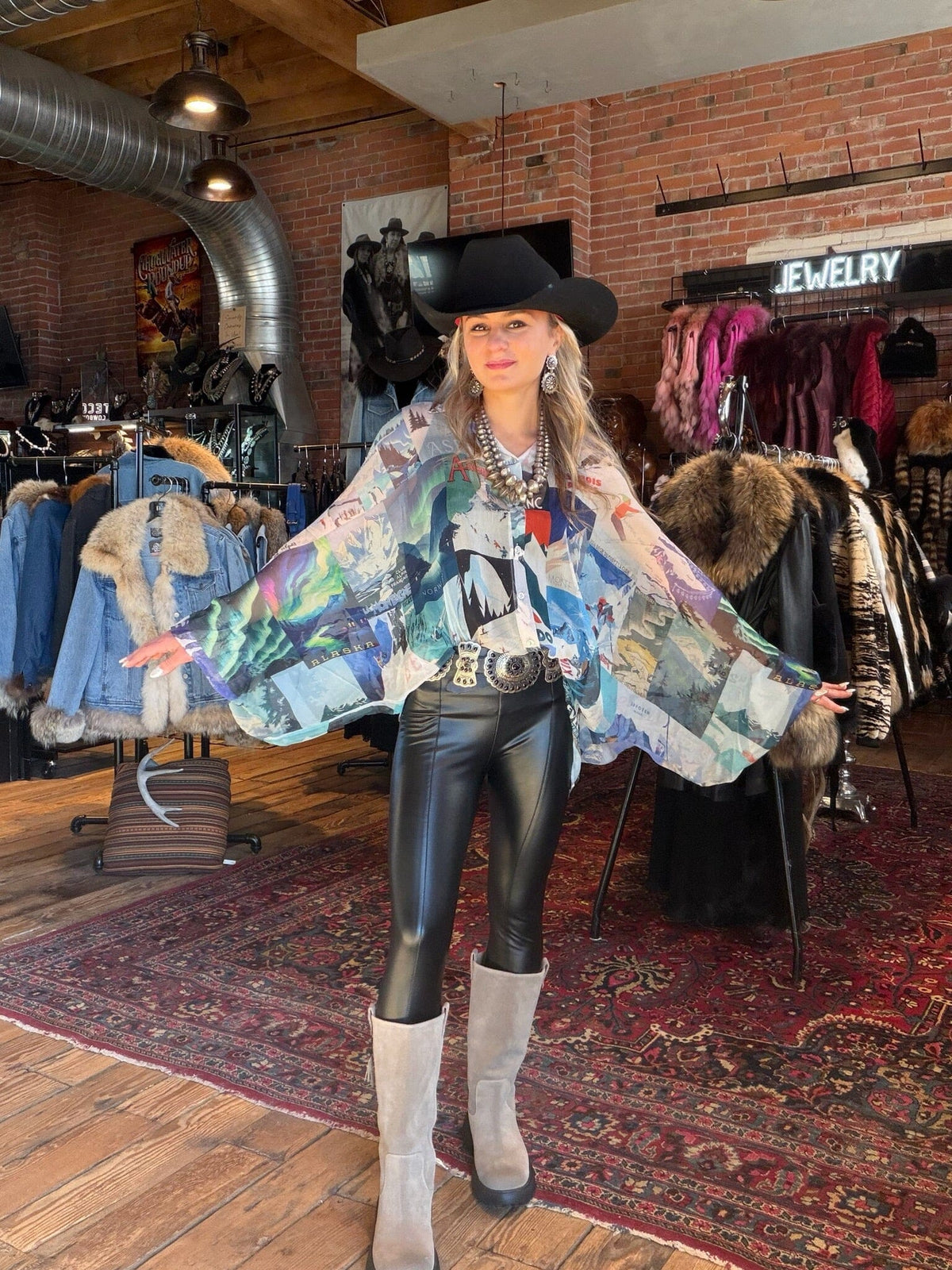 Ski Gaia Blouse - UB333S