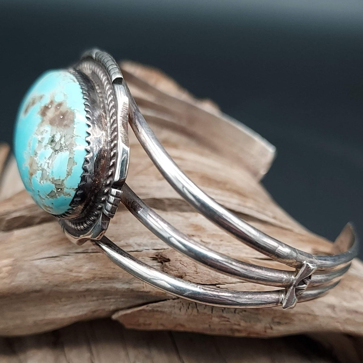 Sonoran Gold Turquoise Oval Sterling Cuff – Triple Band - CVO9