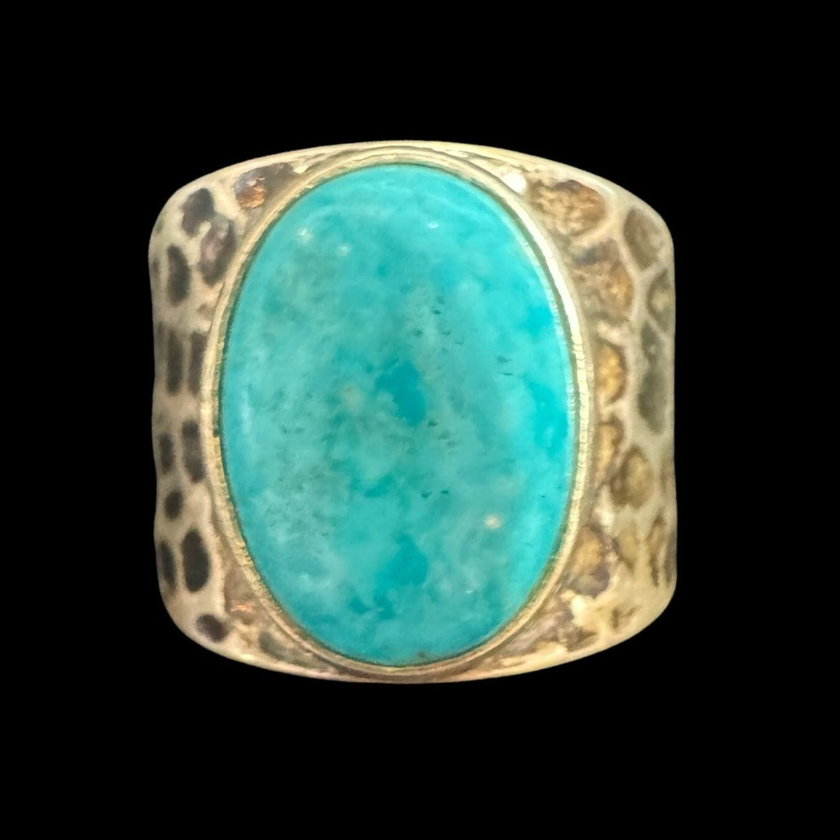 Sterling Hammered Band Ring With Turquoise Oval - Size 7.5 - RMH420