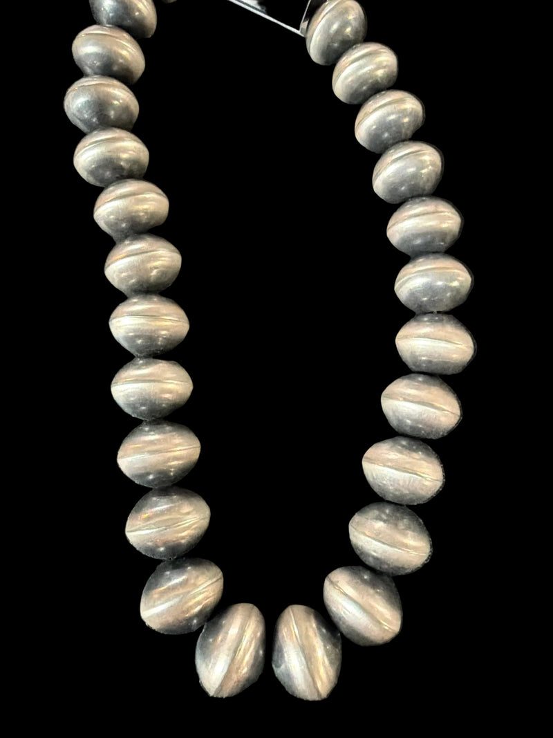 Sterling Silver Navajo Bead Necklace - NMH62