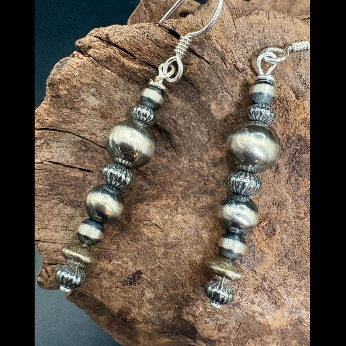 Sterling Silver NP Bead Earring - ESZ367