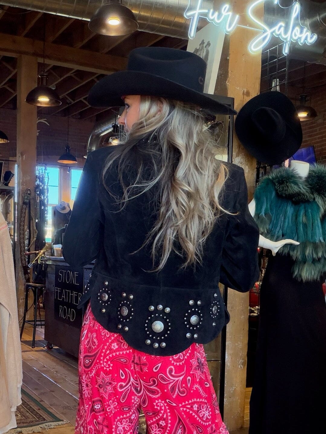 Suede Concho Jacket - Black - Scully - L191
