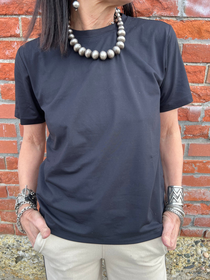 The Perfect Black Tee - LY3583B