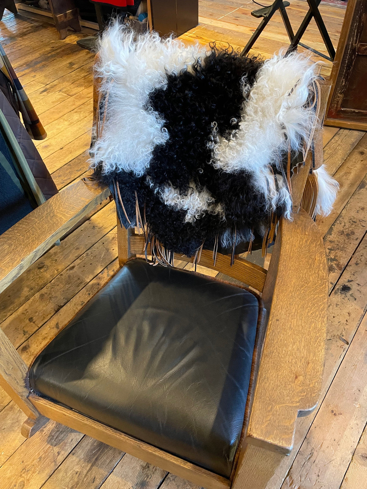 Tibetan Curly Lamb/Leather Table Topper - TTBS-2