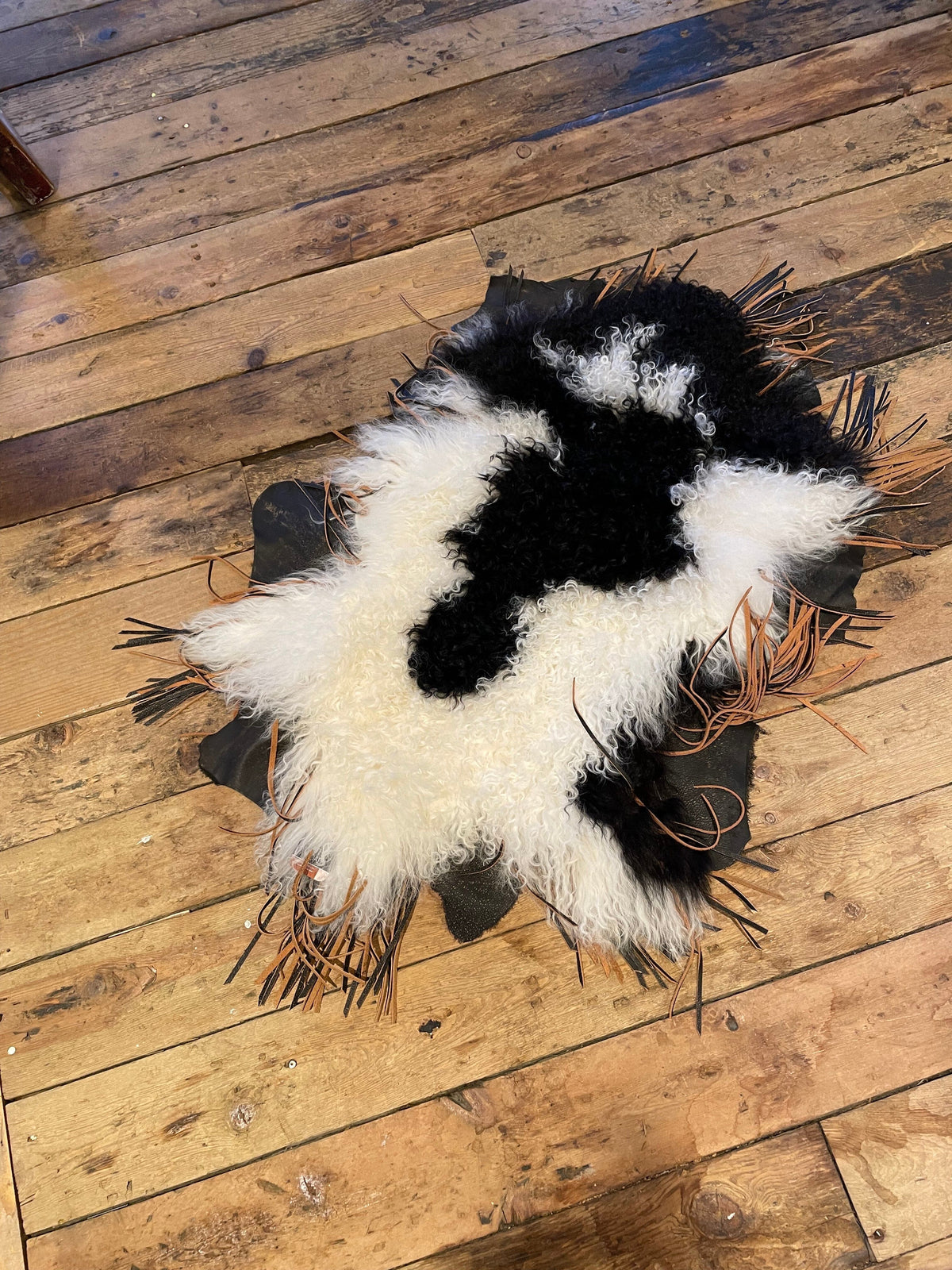 Tibetan Curly Lamb/Leather Table Topper - TTBS-2