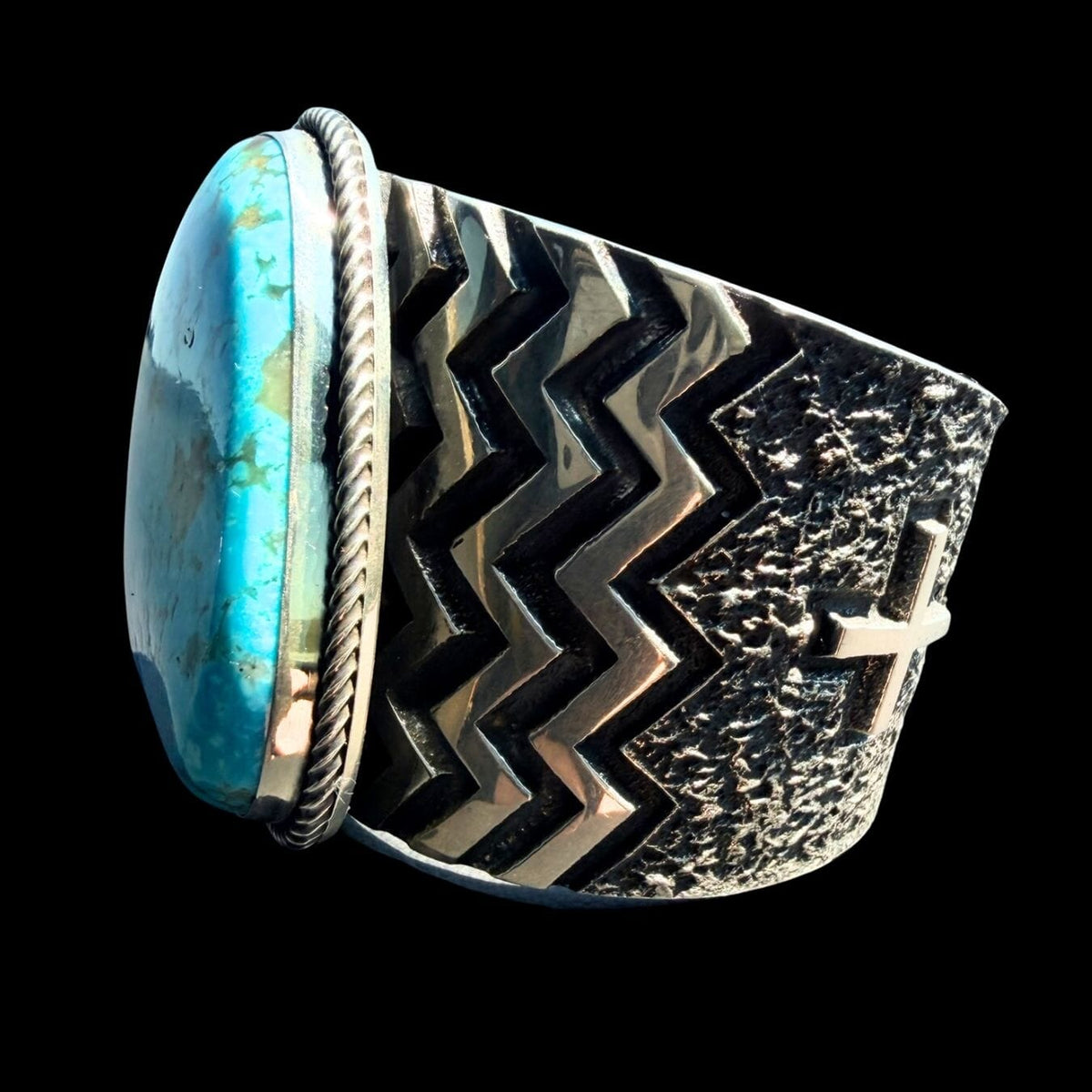 Turquoise 1-Stone Sterling Silver Yazzie Cuff - CMH251