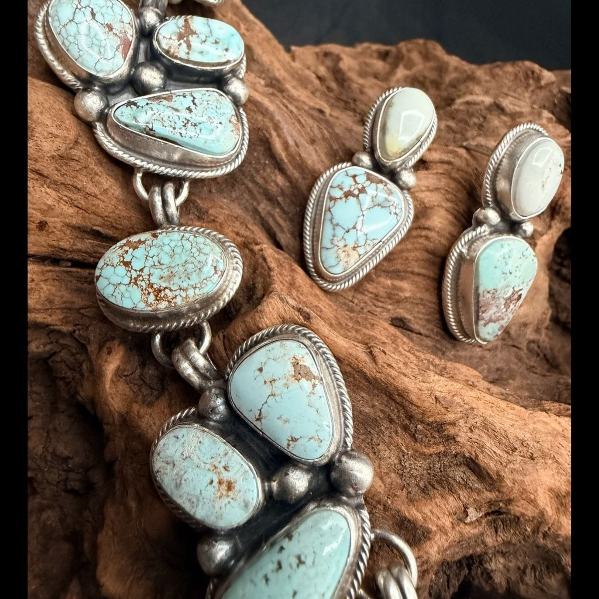 Turquoise Necklace & Earrings Set - SETSL105