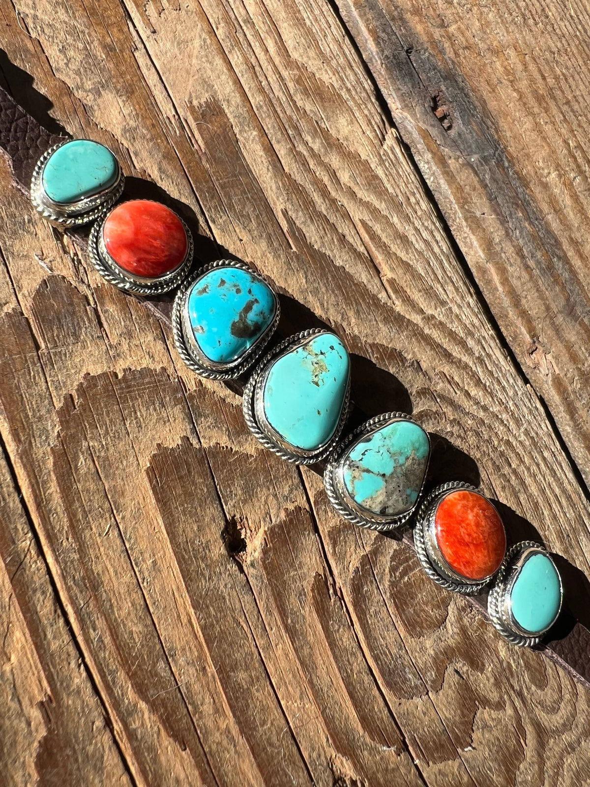 Turquoise/Spiny Oyster on Leather Bracelet - CAZ75