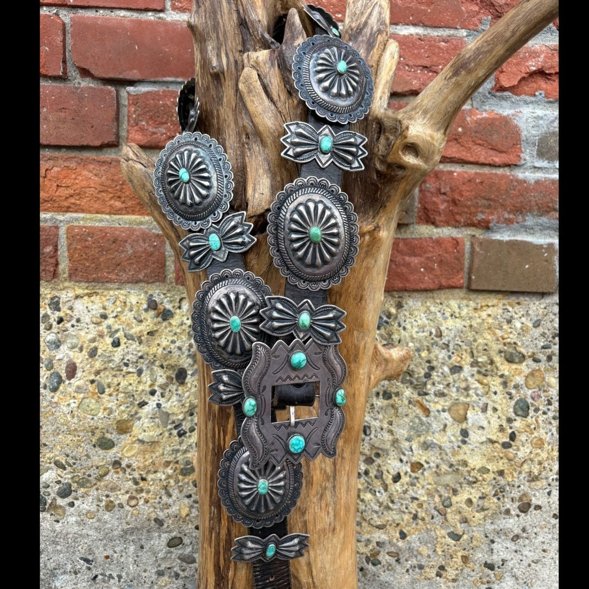 Vintage 16 Concho Belt w/ Turquoise Accent - BTMH19