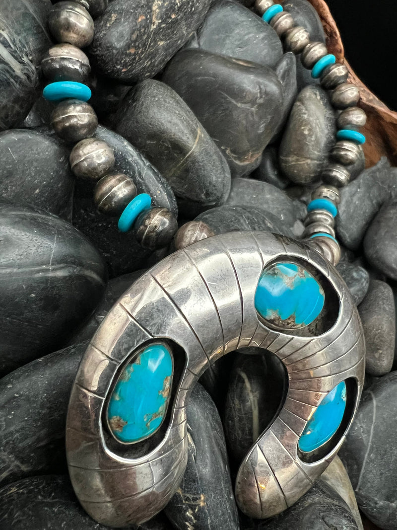 Vintage 16" Turquoise Naja/Necklace - NOA75