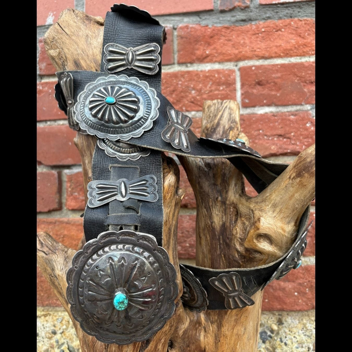 Vintage Concho Belt w/Turquoise Accent Oval - BTMH16