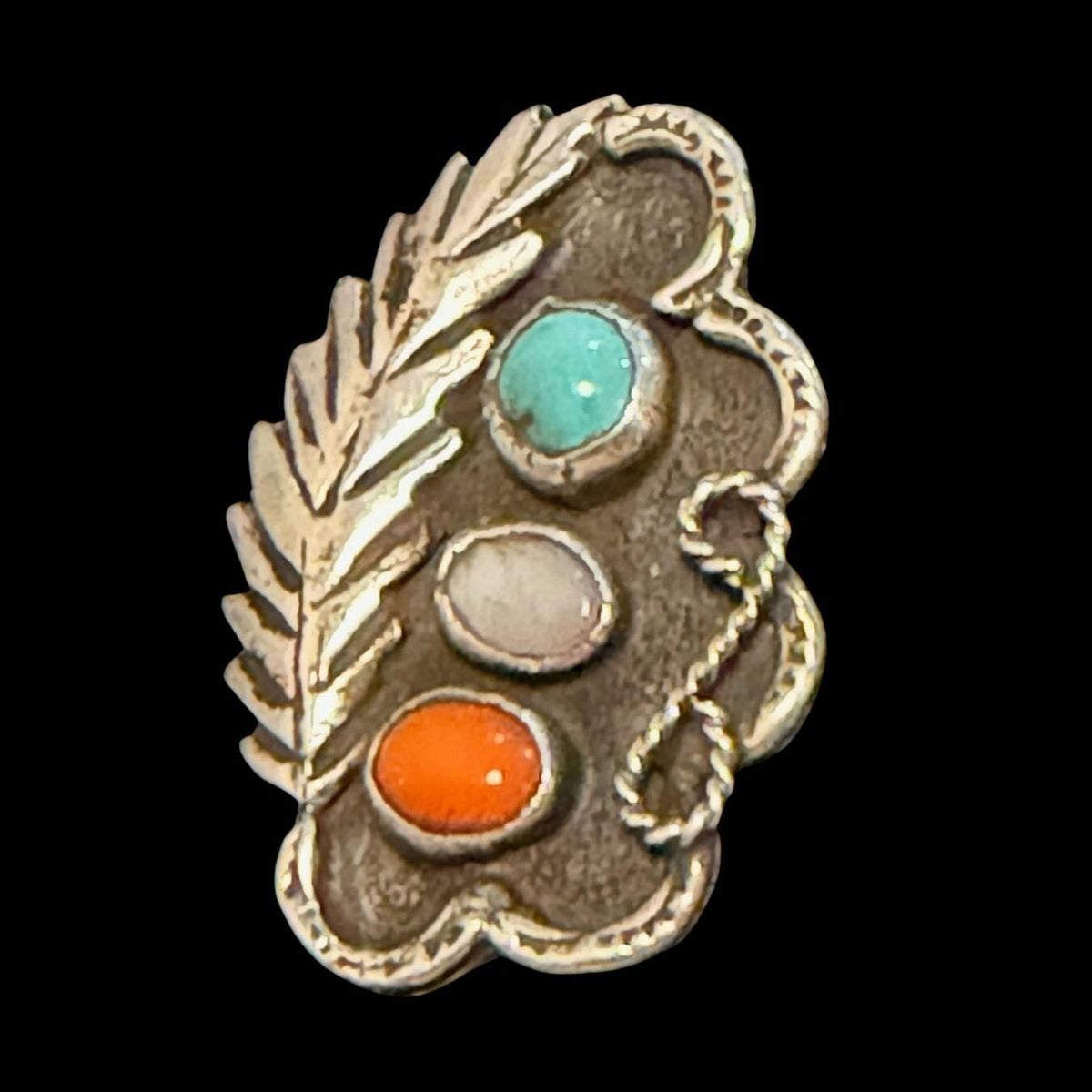 Vintage Turquoise / Mother of Pearl / Coral Ring - Size 8.5 - RMH357