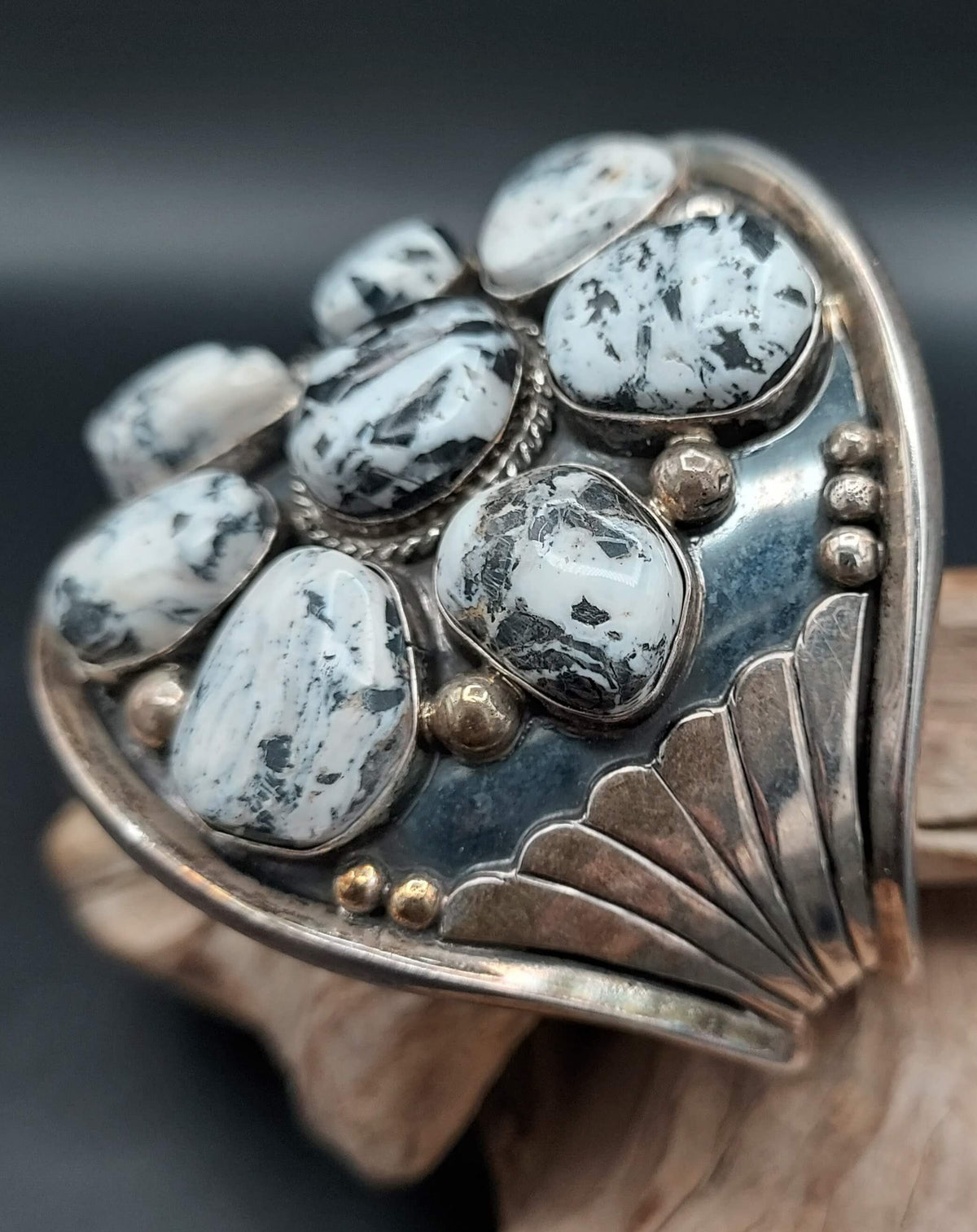 White Buffalo 8-Stone Cluster Cuff - CUFF175