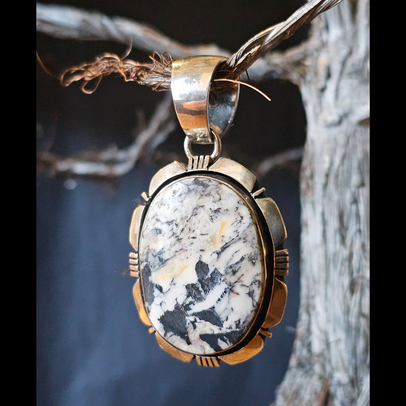 White Buffalo Pendent- PSW29