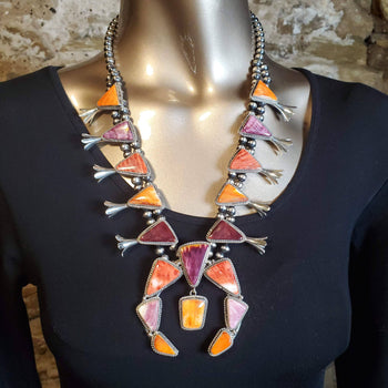 (N) Spiny Oyster Squash Blossom Necklace - SQ31